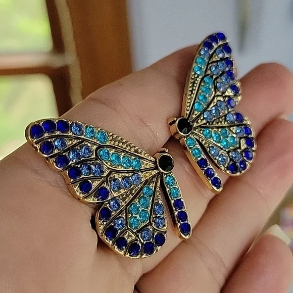 Mariposa Crystal Stud Statement Earrings - Picture 5 of 7